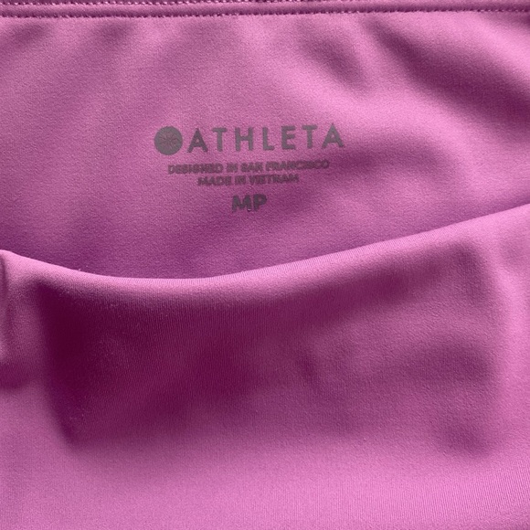Athleta Women’s Size MP Purple Contender Laser Cut 7/8 Leggings with Zip Pockets - Picture 3 of 10